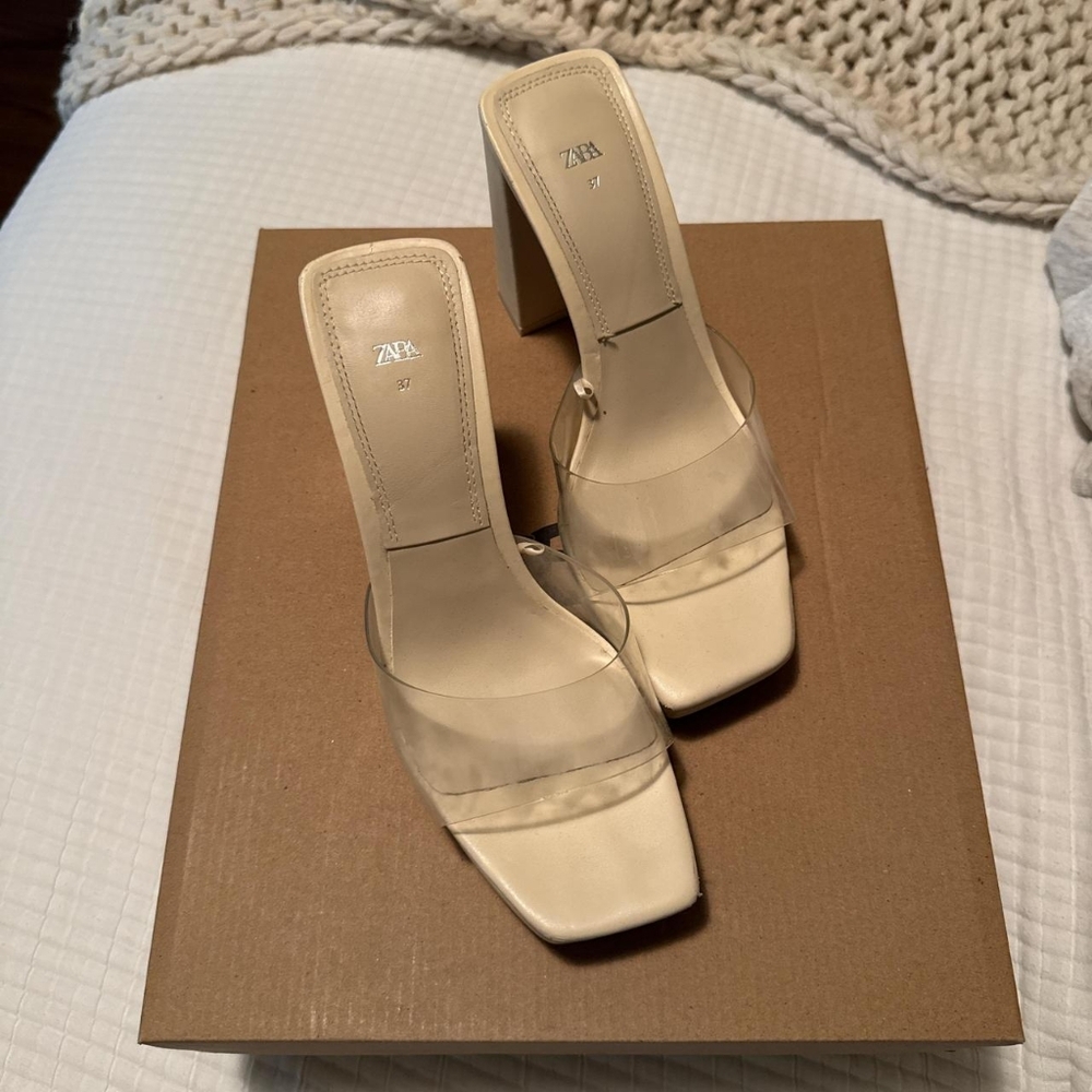 Zara Beige Women's Block Heel Sandals